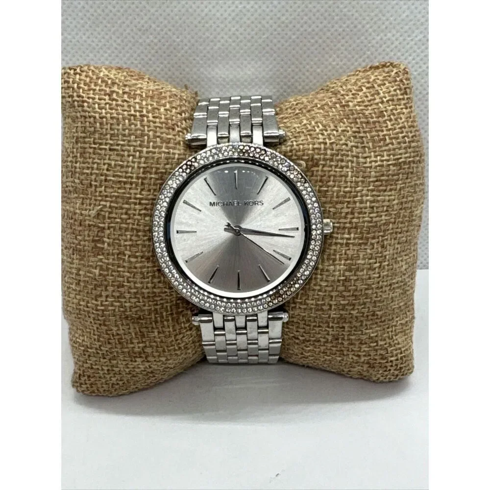 Michael Kors Darci MK3190 Womens Silver Stainless Steel Analog Dial Watch JNA429